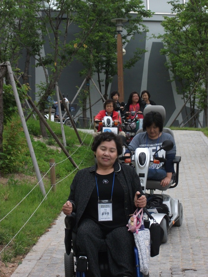 행복한 투어 이미지