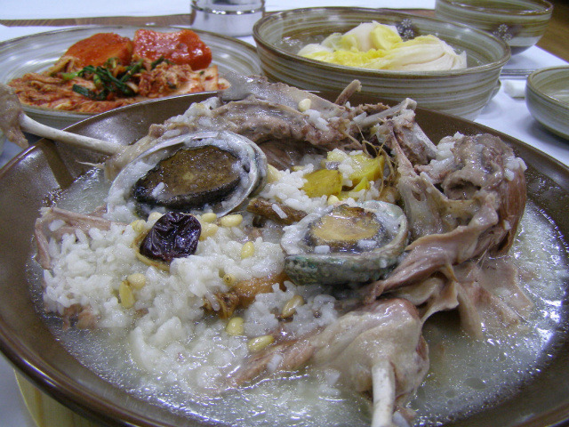 엄나무누룽지백숙 이미지