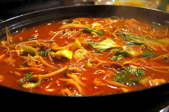 양철통 이미지