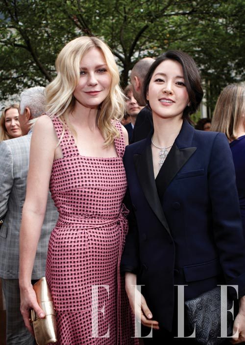 아니 왠 백인여자 두명이 ㅋㅋㅋㅋ | 인스티즈