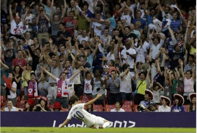 주관적인 한일전에서 나온 극적인골.gif | 인스티즈