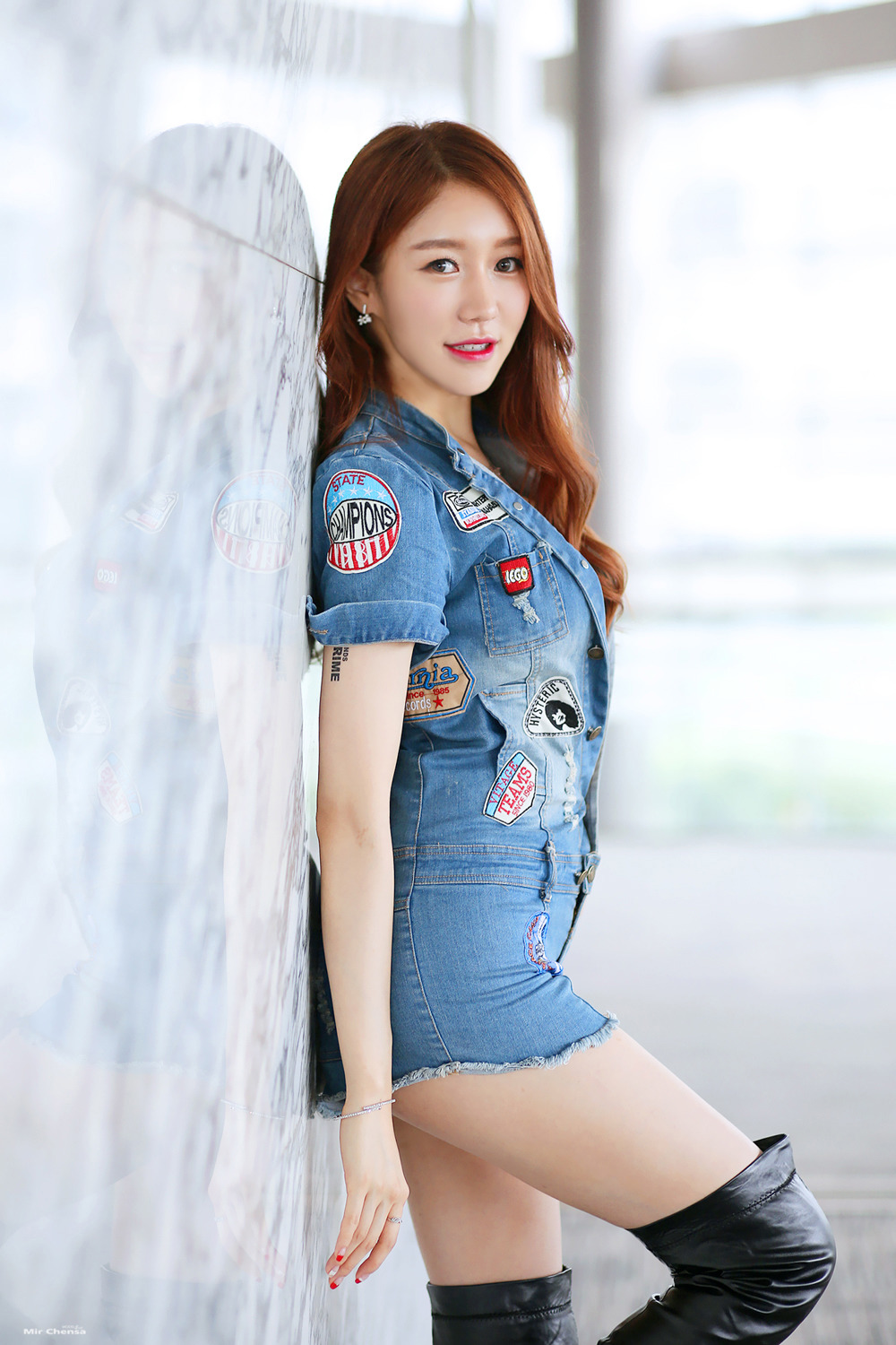 채윤 살롱 이미지