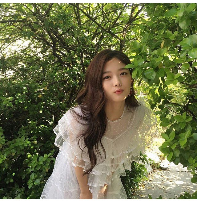인스타일 5월호 김유정 | 인스티즈