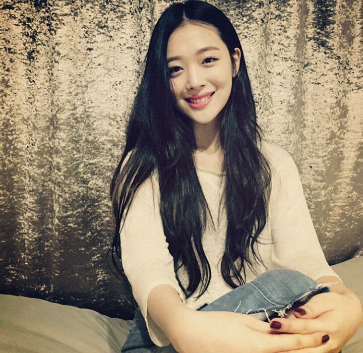 요즘 여자 카톡 프사로 많이 쓰이는 처자 | 인스티즈