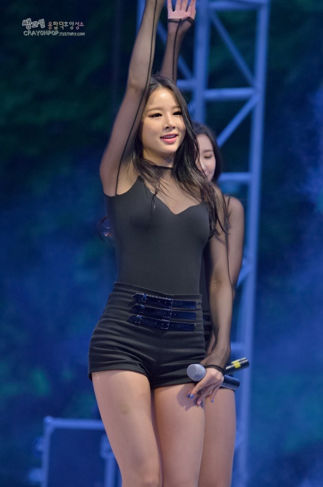 솔지 한몸매 | 인스티즈