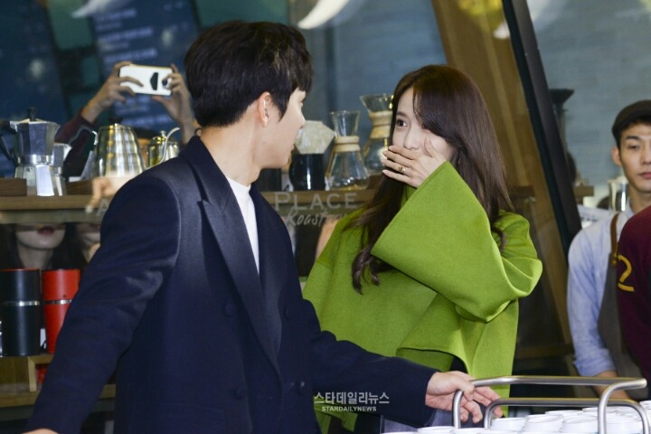 오늘자 윤아 비주얼ㄷㄷㄷㄷ.jpgif | 인스티즈