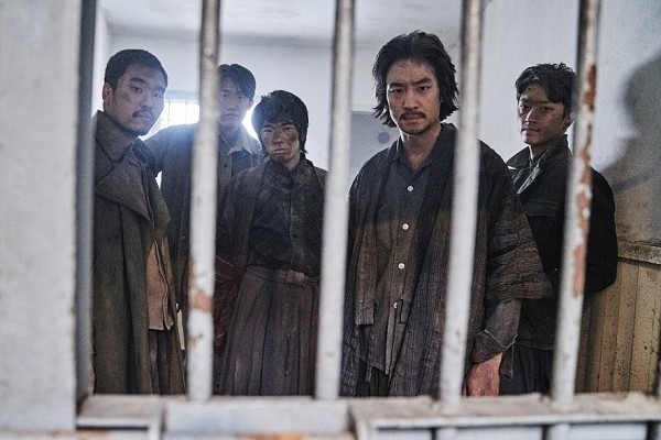 영화 박열속 이제훈과 배우들의 애드립이였다는 장면들 | 인스티즈