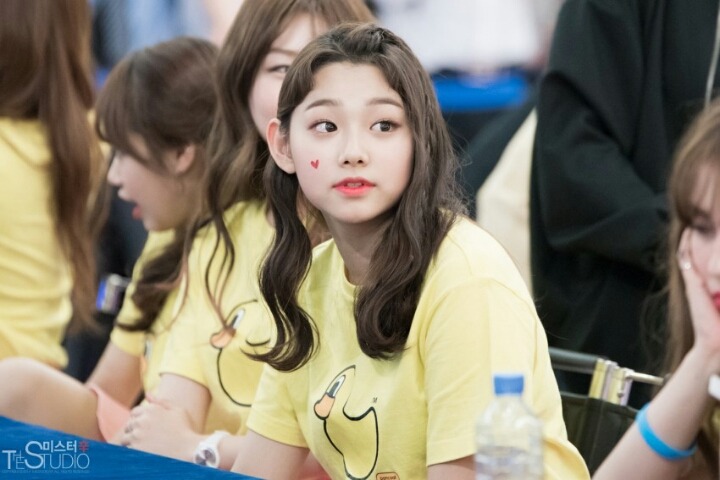 점점 더 귀여워지고 있는 미나.ioi | 인스티즈
