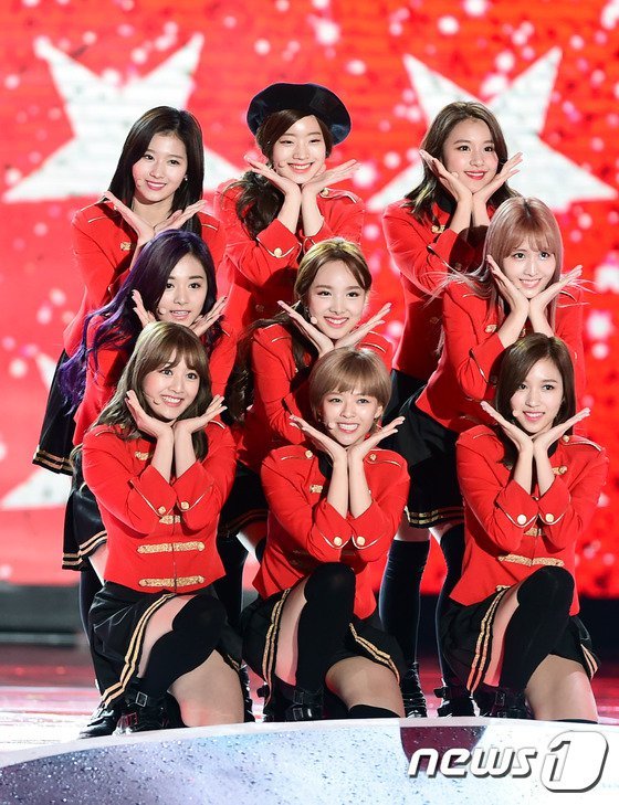오늘자 트와이스 무대의상 짱예ㄷㄷㄷ | 인스티즈