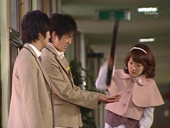 [거침없이하이킥] 편애가 좋은 윤호 ㅋㅋㅋㅋㅋ.jpg | 인스티즈