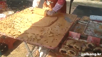 중국에서 판매하는 꿀떡..gif | 인스티즈