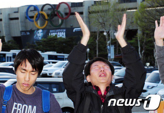 콘서트장 앞 깽판 레전드.jpg | 인스티즈