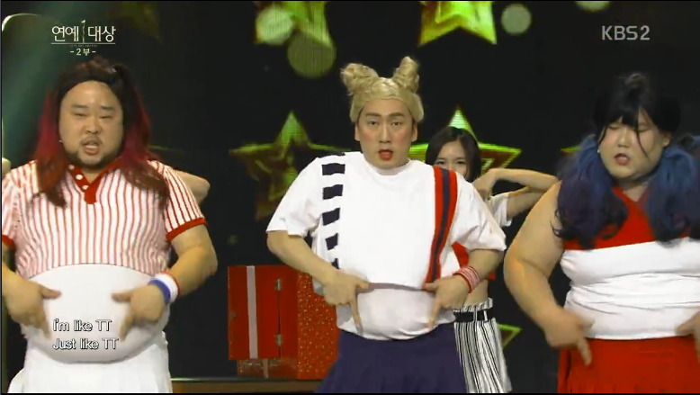 연예대상 할때마다 매번 보는 장면 2TOP.jpg | 인스티즈