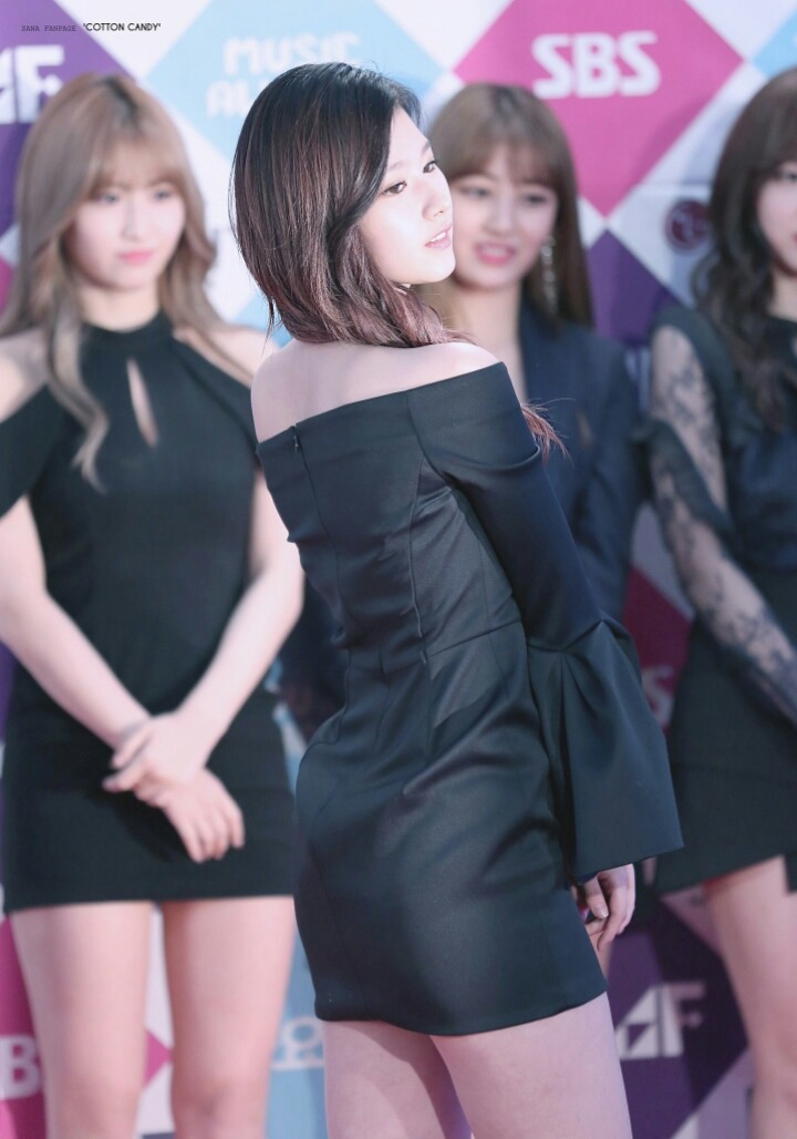 사나 생일이라 푸는 섹시큐티 사진들 | 인스티즈