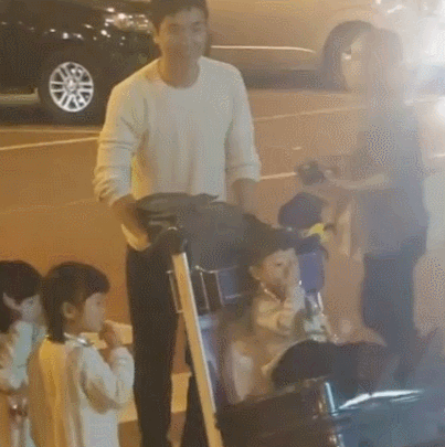 팬서비스하는 대박이.gif | 인스티즈