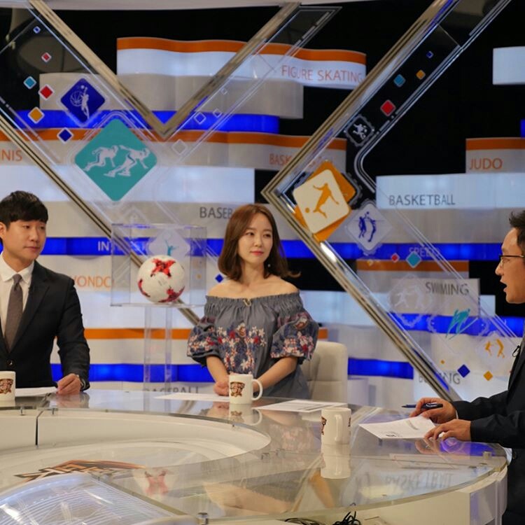 오늘자 배거슨, 뽀뽀녀, 첼지현 | 인스티즈