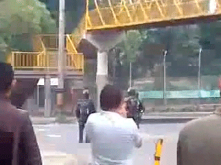 총구 절대 처다보거나 사람한테 함부로 겨누지 말라는 이유 | 인스티즈