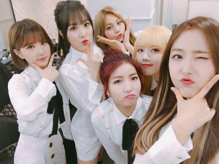오늘자 여자친구 | 인스티즈