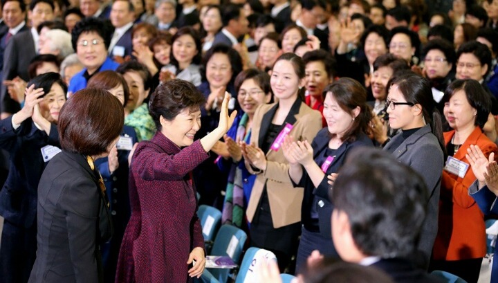 계엄령 선포된 이대.jpg | 인스티즈