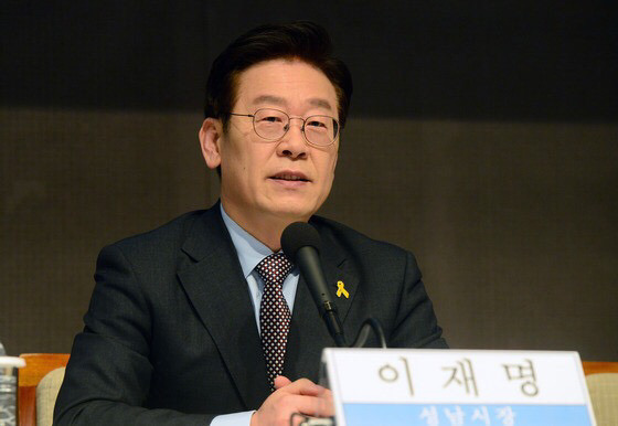 대통령 이니의 든든한 조력자들 jpg | 인스티즈