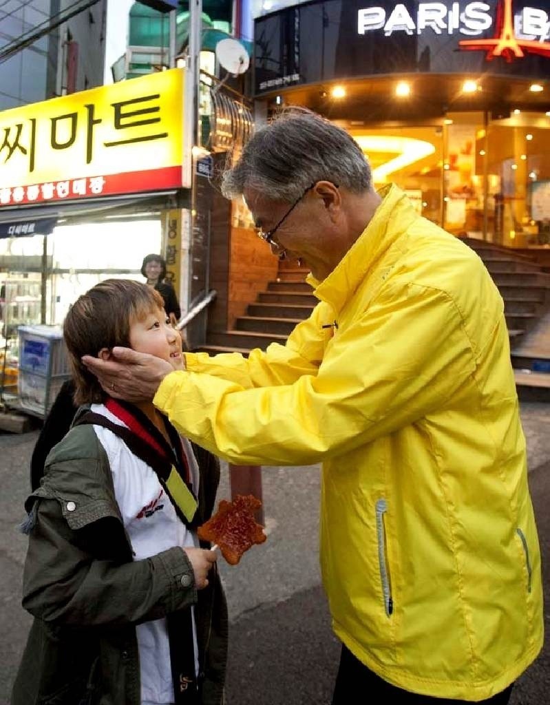 문재인과 사상구 주민들.jpg (힐링타임) | 인스티즈