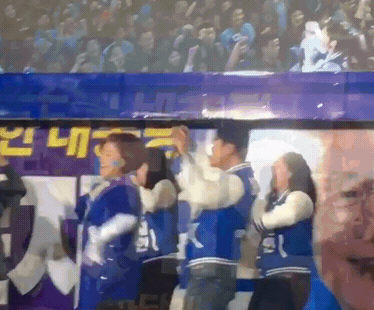 유세 중 본인 스트레스 풀러 온거 아니냐는 소리 들으신 분.gif | 인스티즈