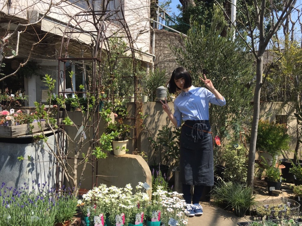 속쌍의 큰눈을 가진 귀여운 일본여자아이돌 | 인스티즈