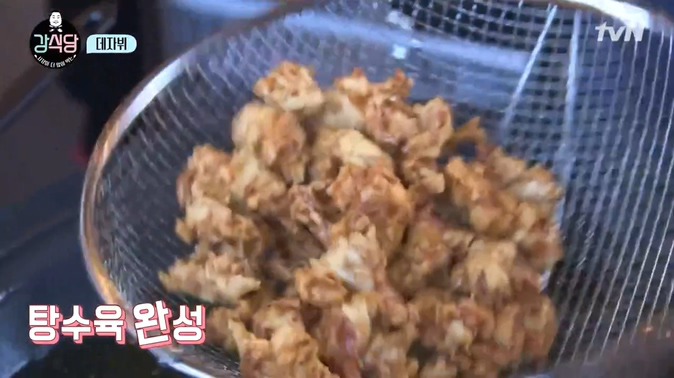 강식당 신메뉴 - 제주많은 돼지라면 .jpg | 인스티즈