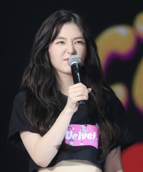 아이린 안아주는 조이.gif | 인스티즈