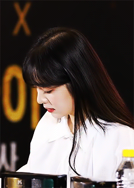 아이돌 얼굴대장 아이린.gif | 인스티즈