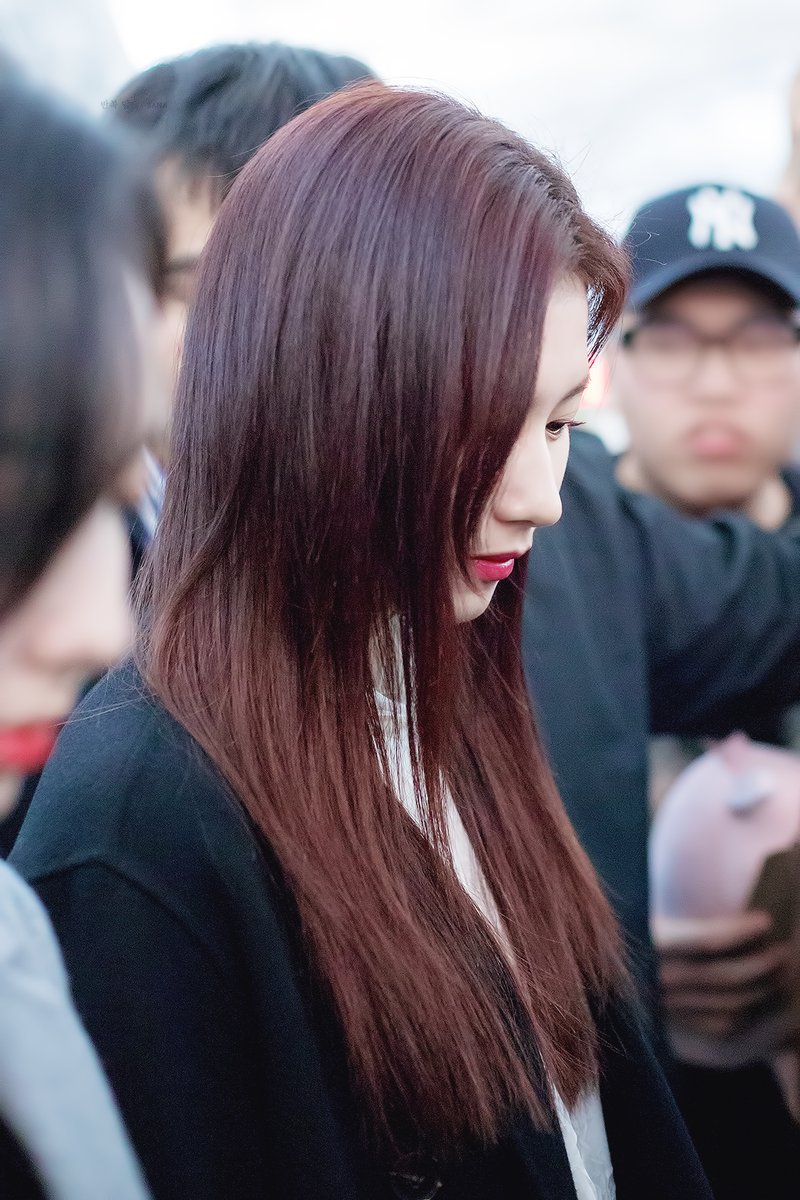 사나는 예쁘다.jpgif | 인스티즈