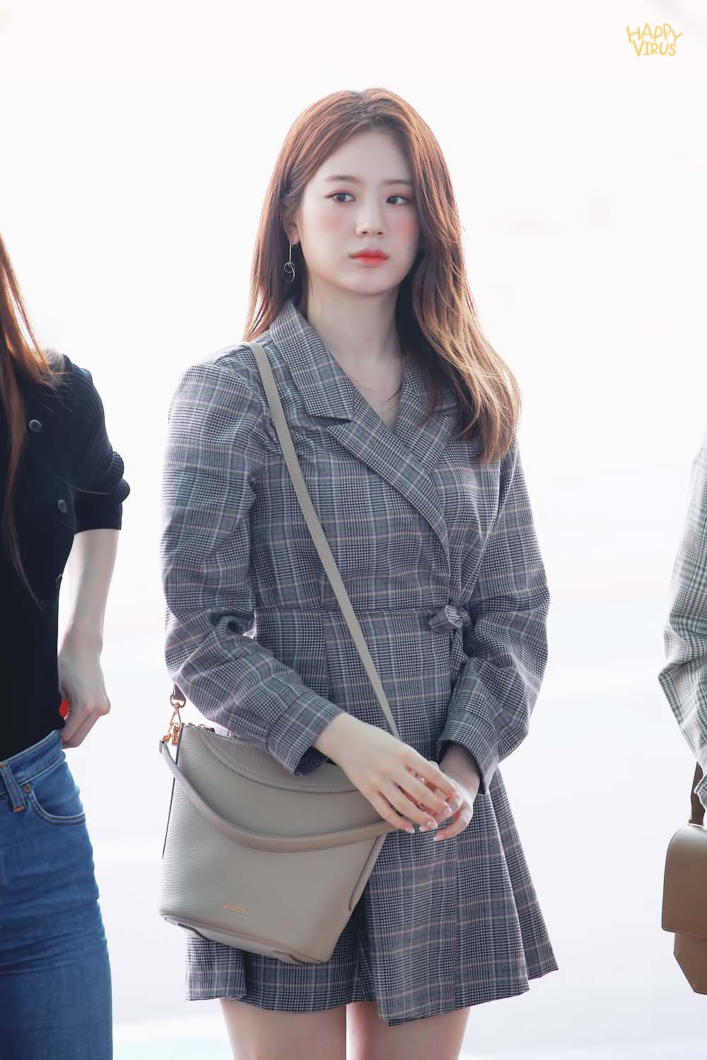 출국하는 장규리.jpg | 인스티즈