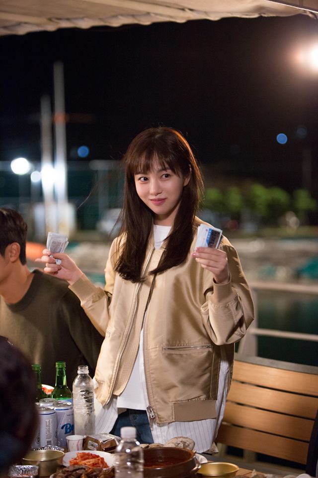 민아랑 같이 영국 해이페스티벌 가고싶다 | 인스티즈