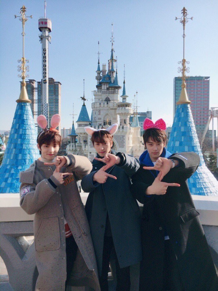 손이 엄청 큰 아이돌가수 | 인스티즈