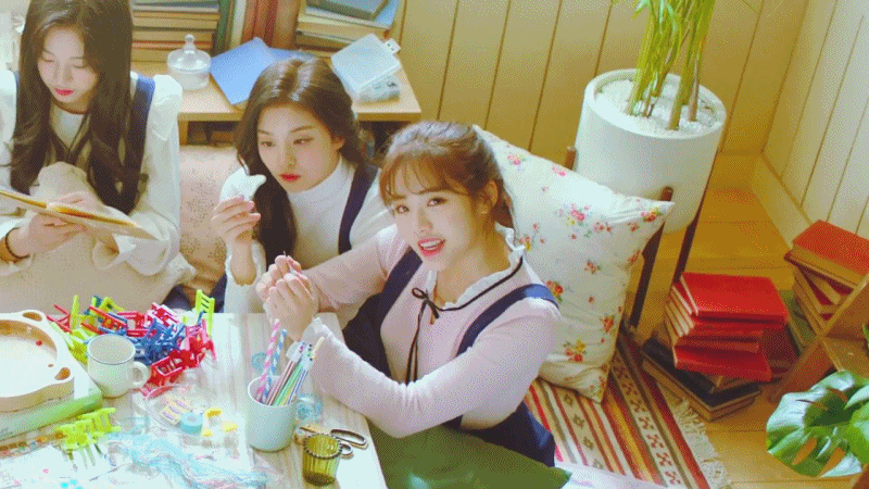 fromis_9 - 유리구두 MV 움짤 (이나경,박지원) | 인스티즈