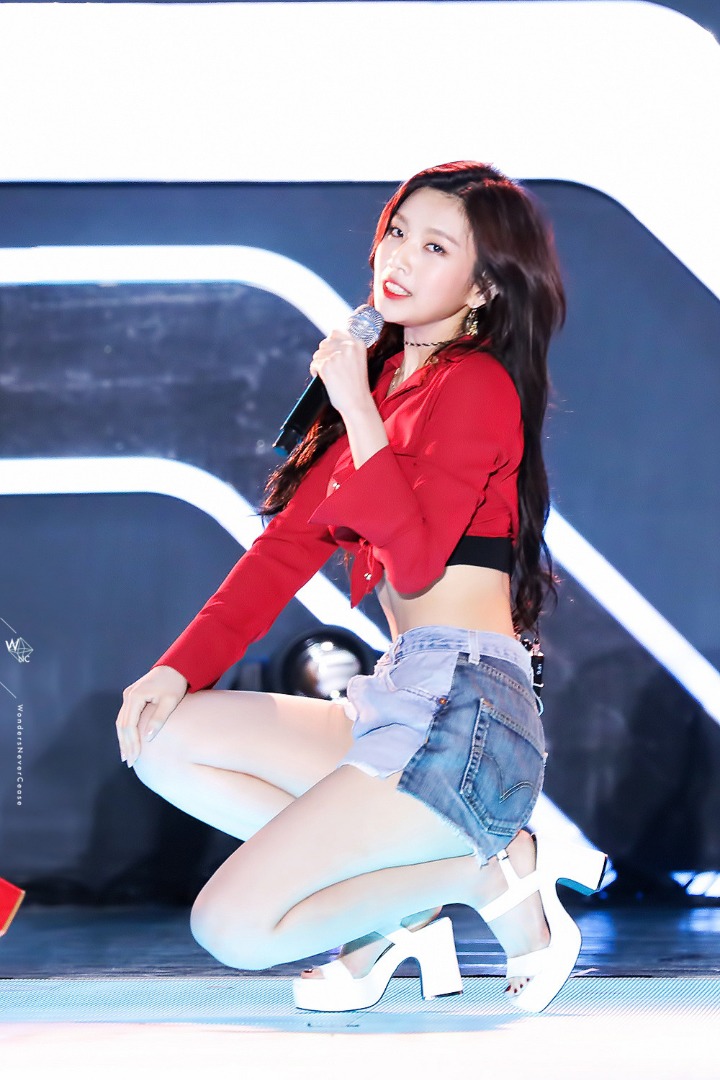 레드벨벳 조이.jpg.gif | 인스티즈
