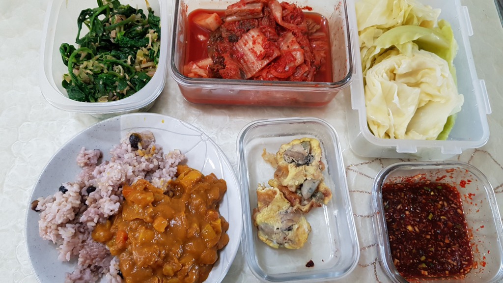 진짜 현실적인 집에서 혼밥하기 | 인스티즈