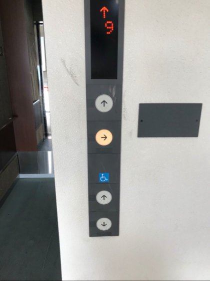 뭔가 이상한 엘리베이터 | 인스티즈