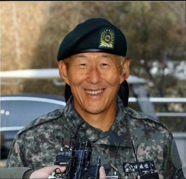 ???:충성!잘다녀오겠습니다! | 인스티즈