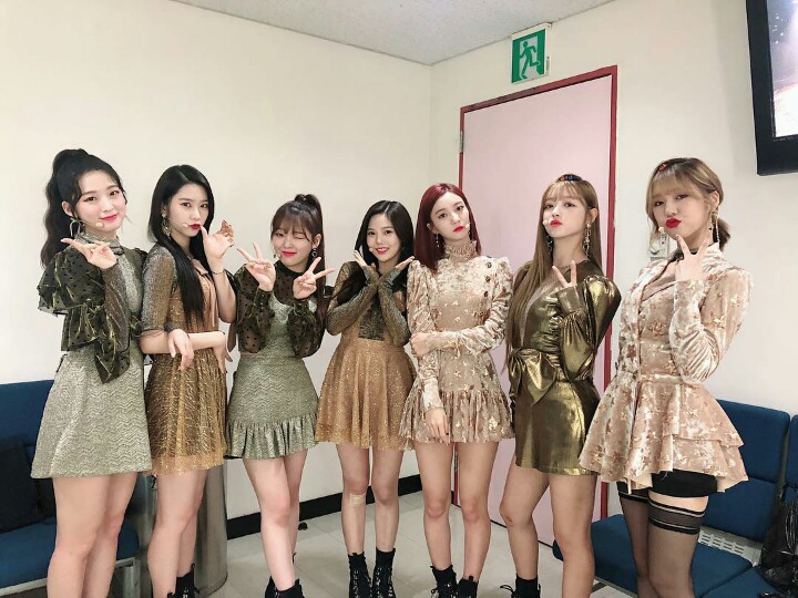 오늘자 오마이걸 인스타 업뎃 | 인스티즈