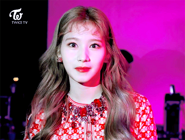 오늘이 생일인 트와이스 사나.jpgif (335장) | 인스티즈