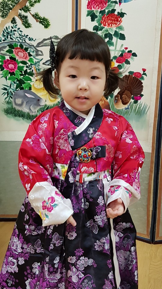 설하한복 이미지