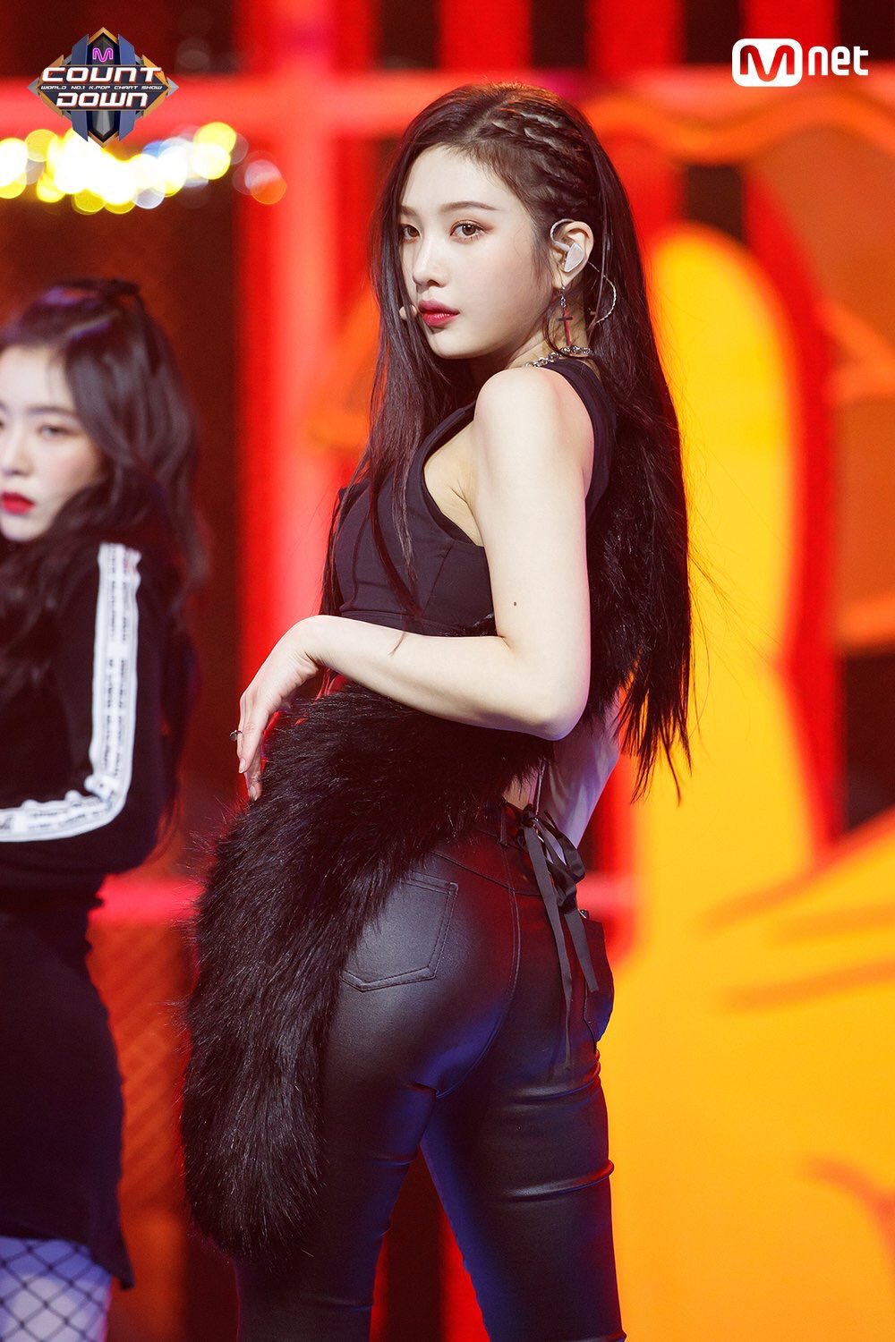 오늘자 엠카 큐티섹시 조이.jpgif | 인스티즈