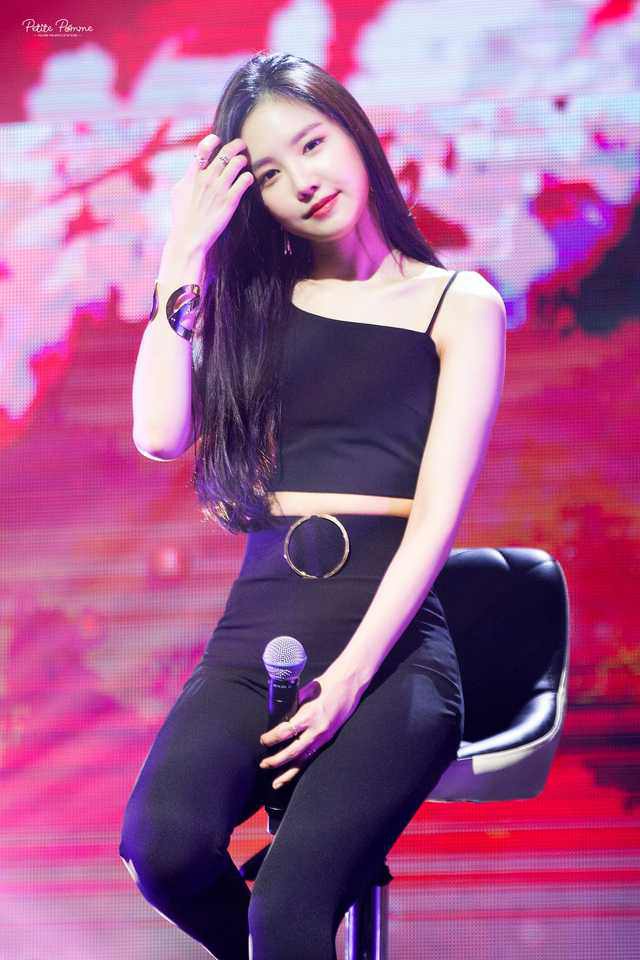 여전히 이쁜 에이핑크 손나은.jpg | 인스티즈