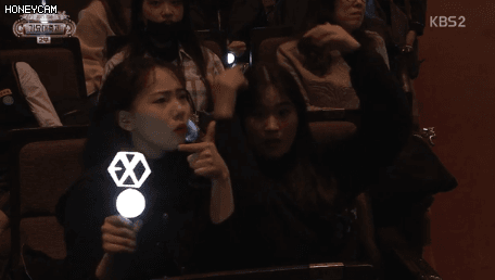 카메라에 잡힌 아이돌팬.gif | 인스티즈