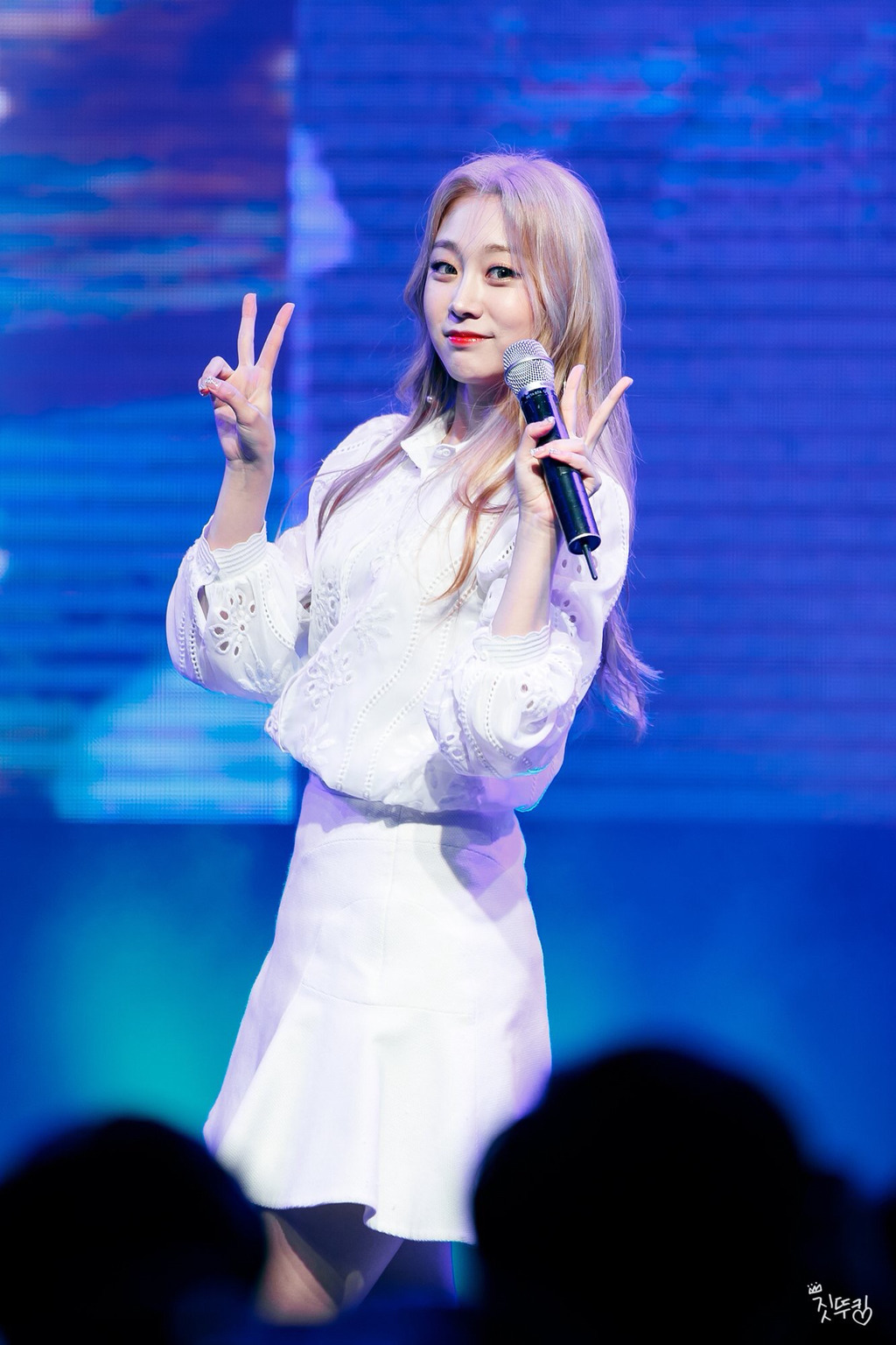 [러블리즈] 학교 친구들과 강릉 여행가기로 해서 지수 | 인스티즈