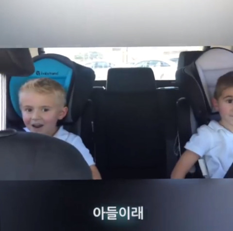 아기가 남동생이란 말에 엇갈린 두 형제의 반응ㅋㅋㅋ | 인스티즈