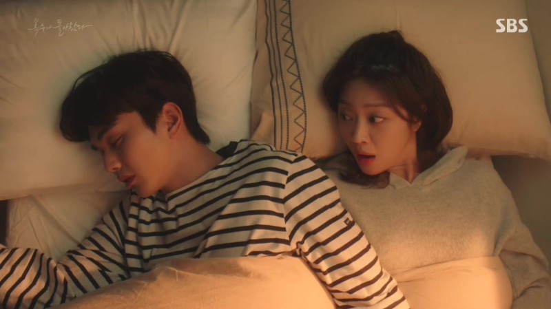 유승호가 진짜로 손만 잡고 자서 빡친 조보아 | 인스티즈