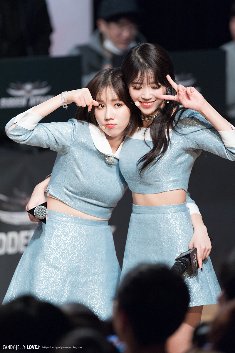 쓸때없이 엄청 진지한 러블리즈 미주.gif | 인스티즈