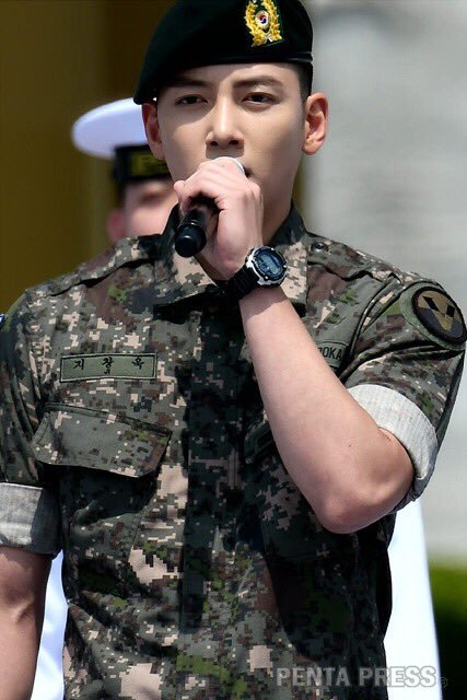 배우 지창욱.jpgif | 인스티즈